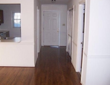 Building Photo - 461 Bramblewood Ln