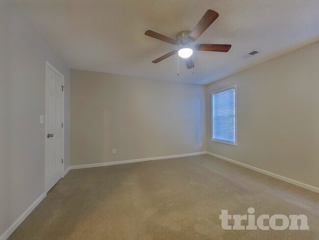 Building Photo - 604 Southern Trace Crossing