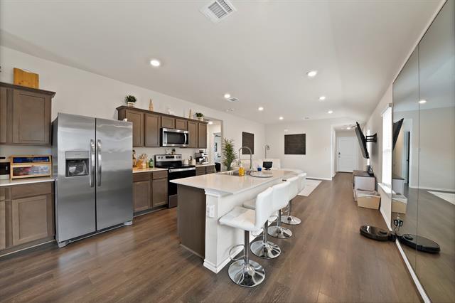 Building Photo - 2117 Ocelot St