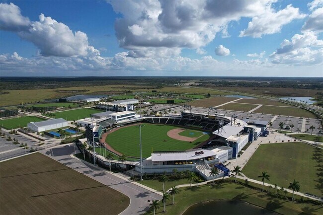 Building Photo - 11349 Whistler Trl