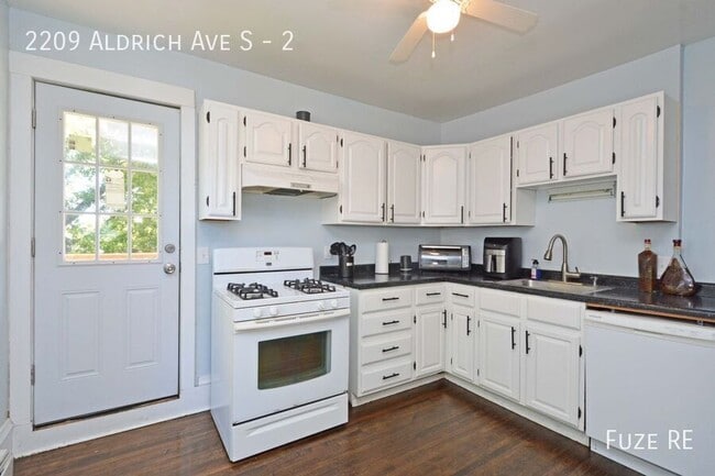 Building Photo - 2209 Aldrich Ave S
