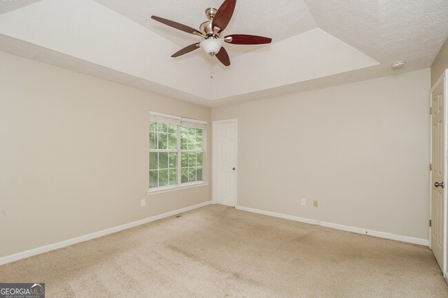 Building Photo - 101 King Alfred Ct