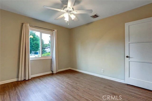 Building Photo - 5863 Alonzo Ave