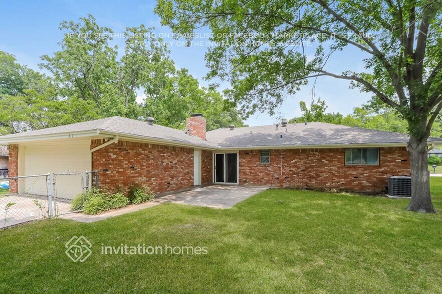 Building Photo - 316 Ray Ave