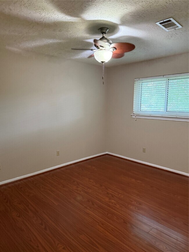 Building Photo - 6922 Addicks Clodine Rd
