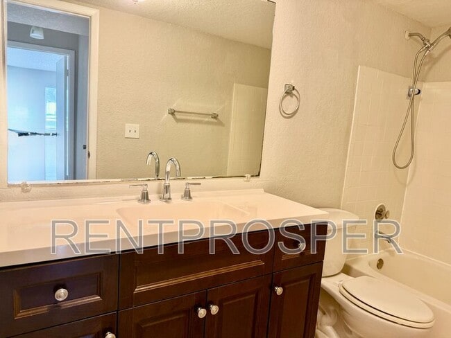 Building Photo - 4203 S Semoran Blvd