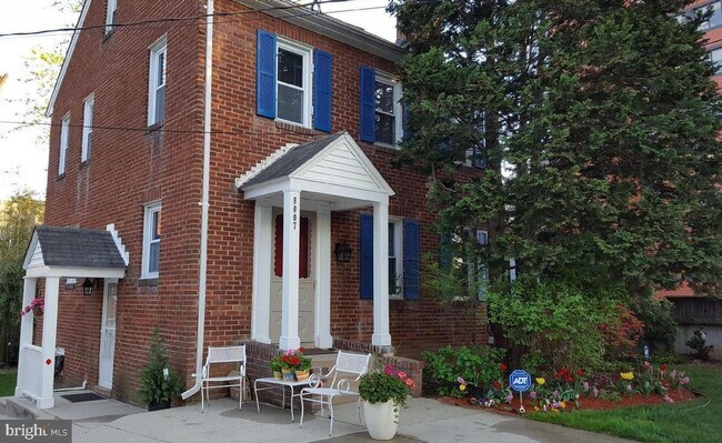 Primary Photo - Charming Colonial in the heart of Bethesda