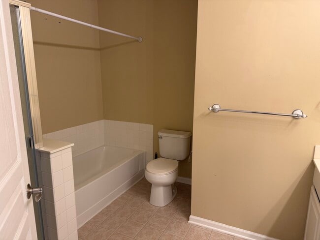 Building Photo - 2617 Kendall Crossing