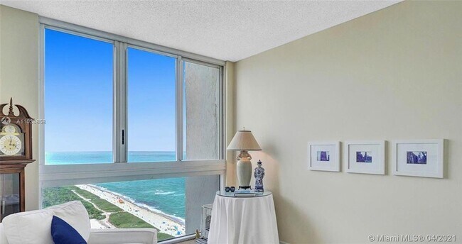 Building Photo - 7330 Ocean Terrace