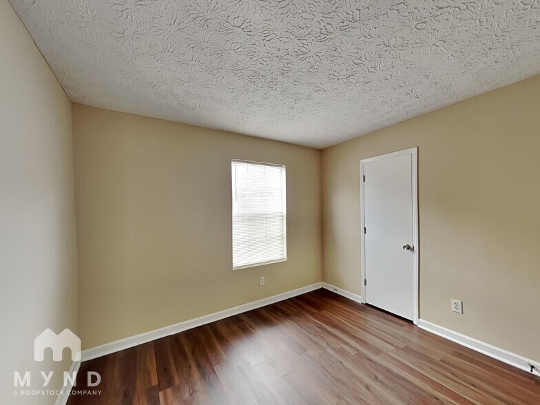 Building Photo - 1626 Sugar Downs Ct SE