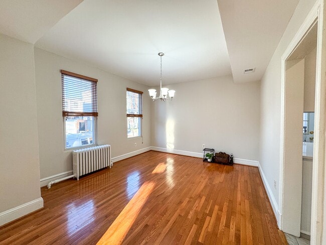 Building Photo - 1013 9th St NE