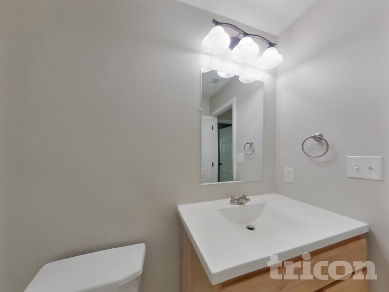 Building Photo - 3703 Whistlewood Ln