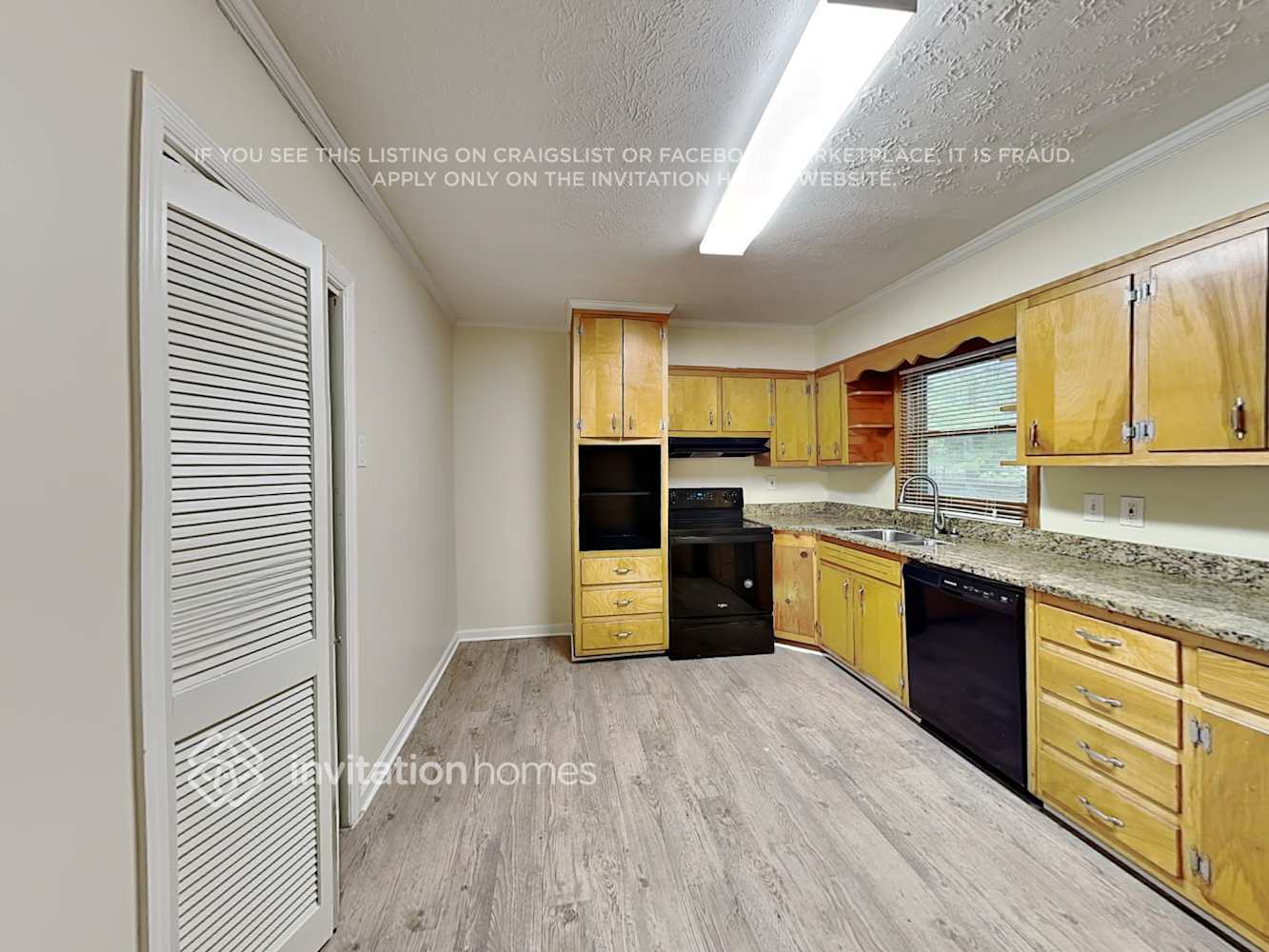 Building Photo - 35 Circle Creek Dr