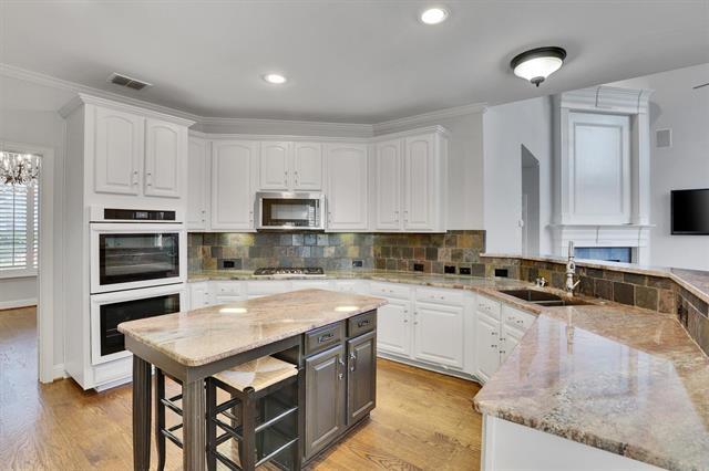 Building Photo - 4017 Saltburn Dr