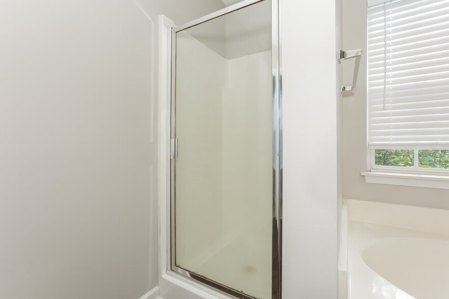 Building Photo - 8303 Hornwood Ct