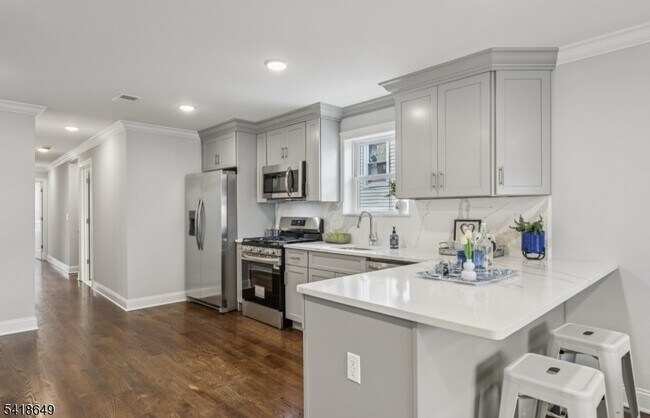 Building Photo - 139 N 15th St