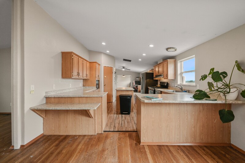 Building Photo - 5520 Coyote Ln