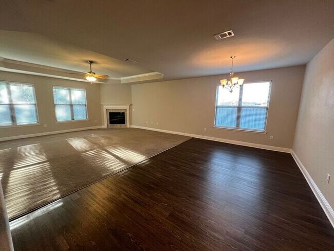 Building Photo - Pensacola - Millview Estates - 3 Bedroom, 2 Bathroom