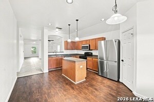 Building Photo - 5107 Badland Beacon