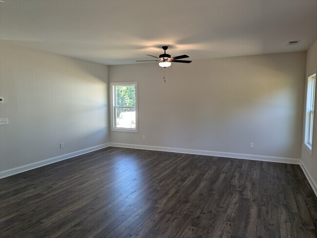 Building Photo - 1384 Ouray Dr