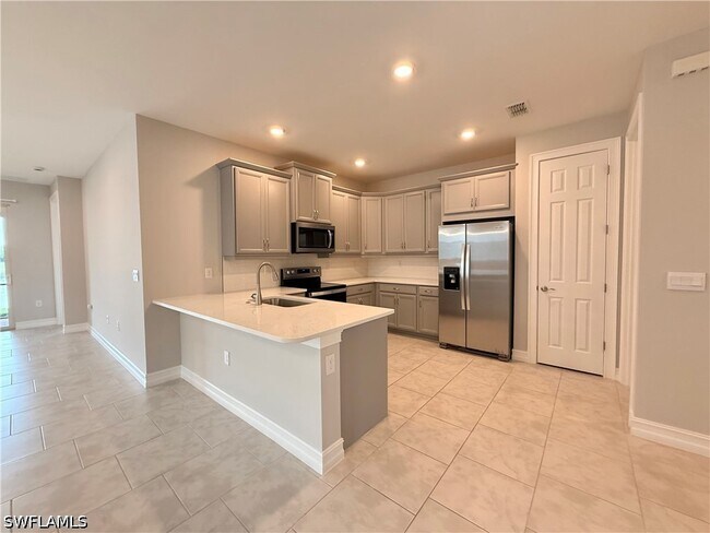 Building Photo - 842 Enbrook Lp