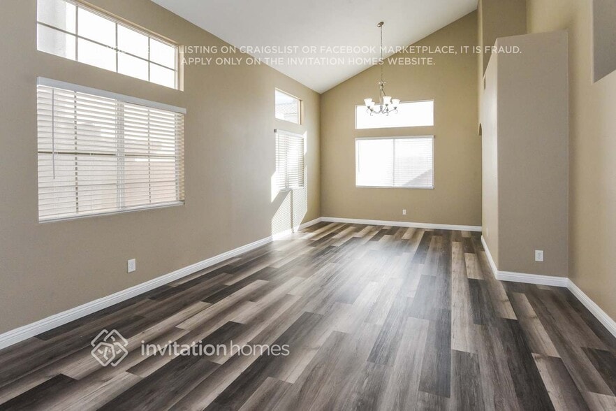 Building Photo - 2055 Pescara Ct