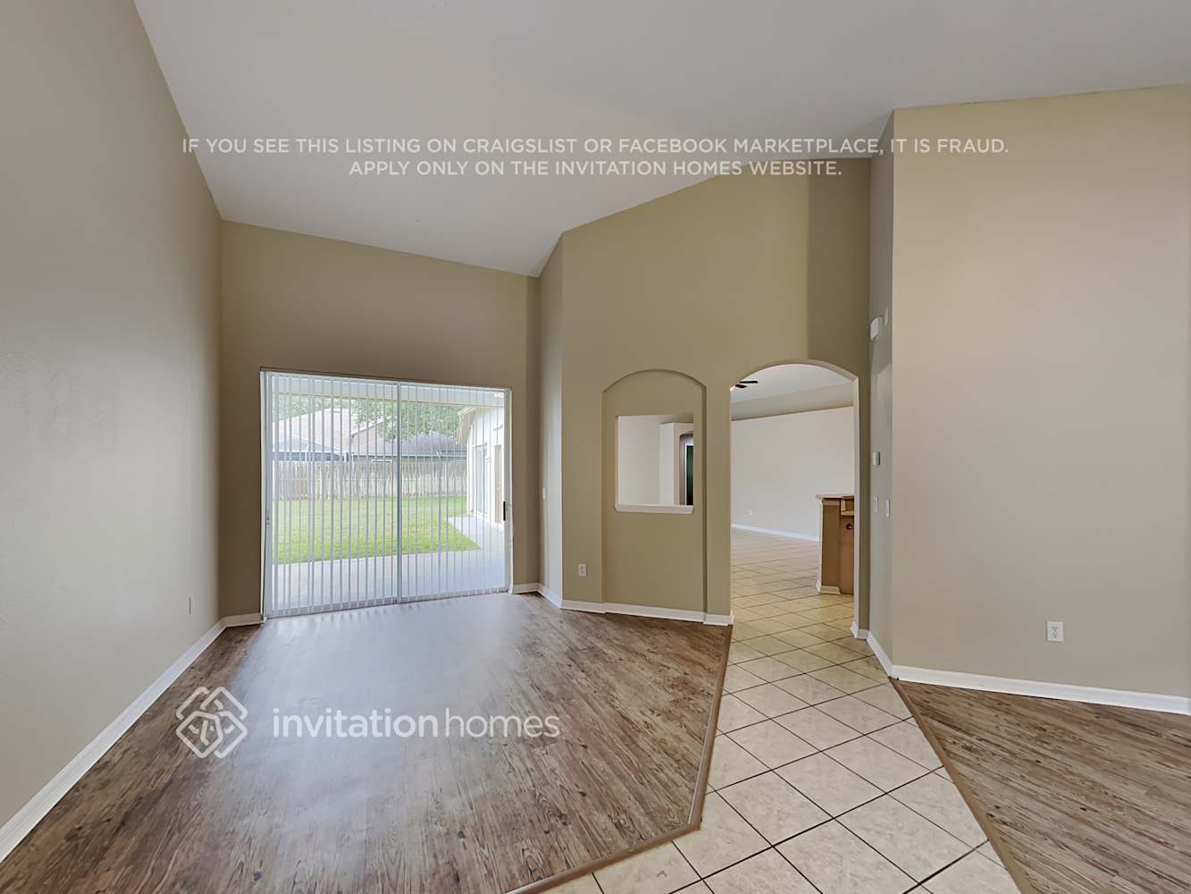 Building Photo - 9424 Clover Glen Dr