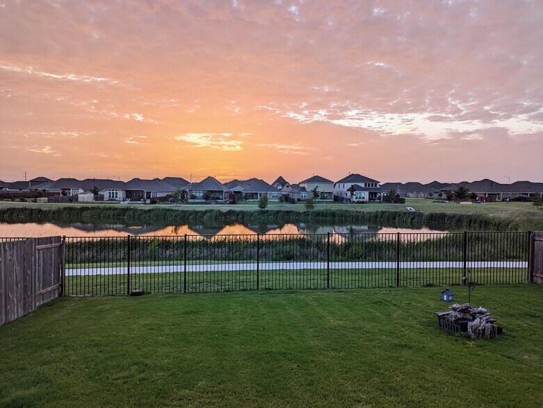 Building Photo - 13602 Rosebud Isle Dr