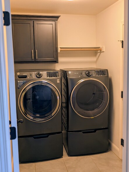 Building Photo - 508 NW 62nd Ave