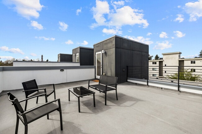 Building Photo - 4036 Linden Ave N
