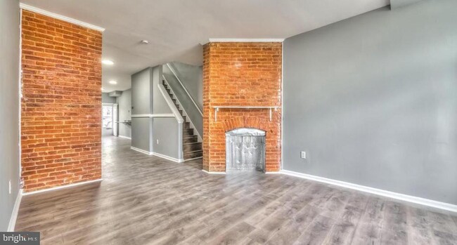 Building Photo - 1314 N Mount St