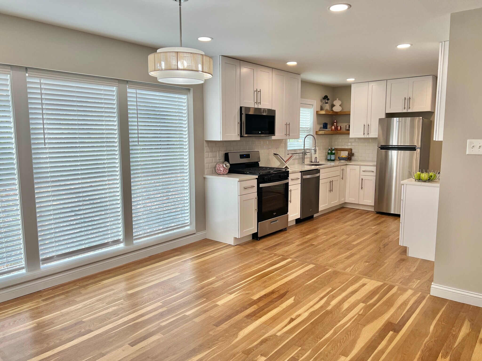 Building Photo - 417 Wenneker Dr