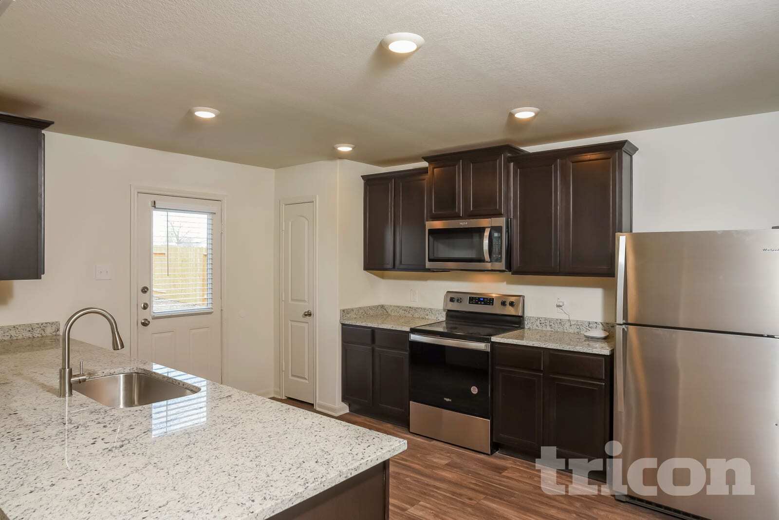 Building Photo - 11031 Chatham Ct