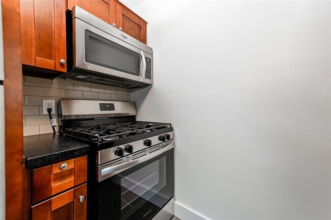 Building Photo - 3406 Norhill Blvd
