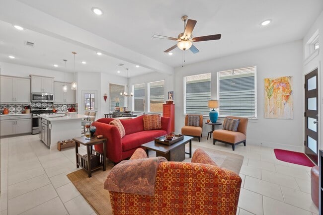 Building Photo - 7907 Starfish Arbor Dr