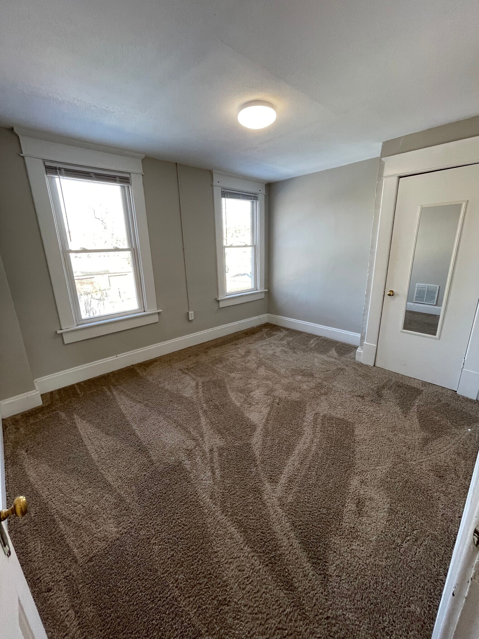 Bedroom - 402 Chittenden Ave