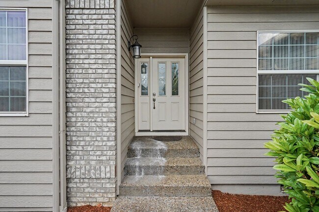 Building Photo - Well-Kept Single-Level 3 bed, 2 bath home in West Salem