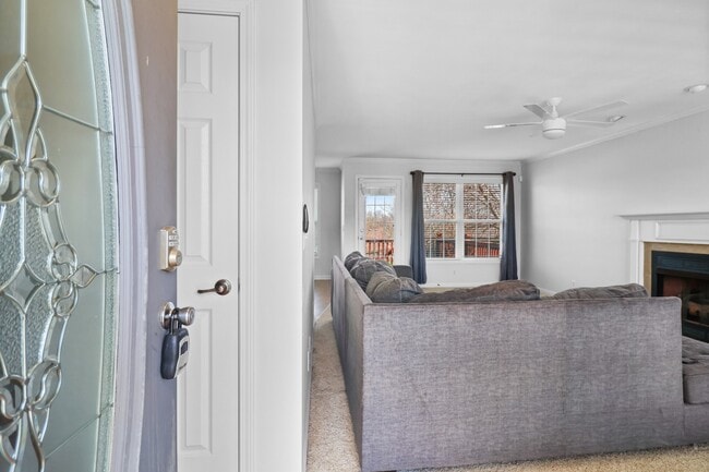 Building Photo - 1213 Channelview Dr