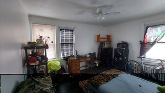 Building Photo - 21039 90th Ave