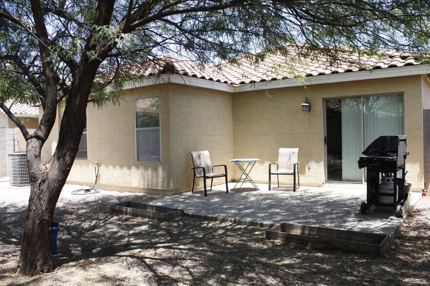 Building Photo - 2817 W Silver Creek Ln