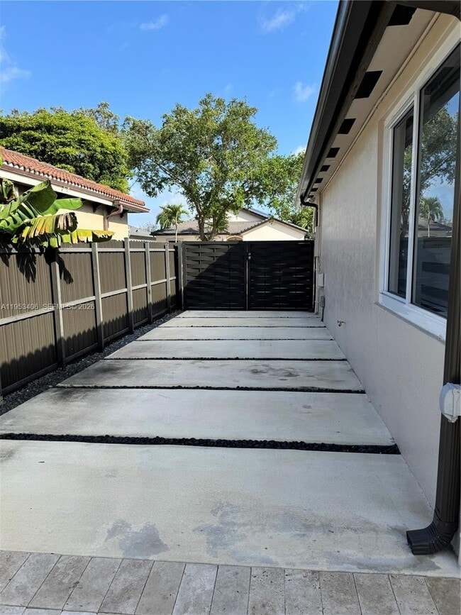 Building Photo - 8778 NW 169th Terrace