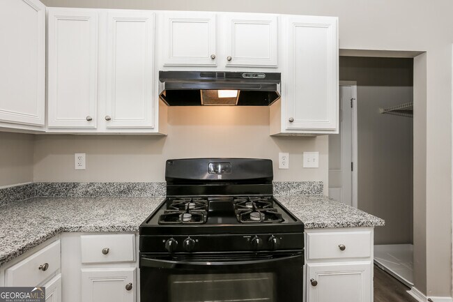 Building Photo - 6525 Alford Way