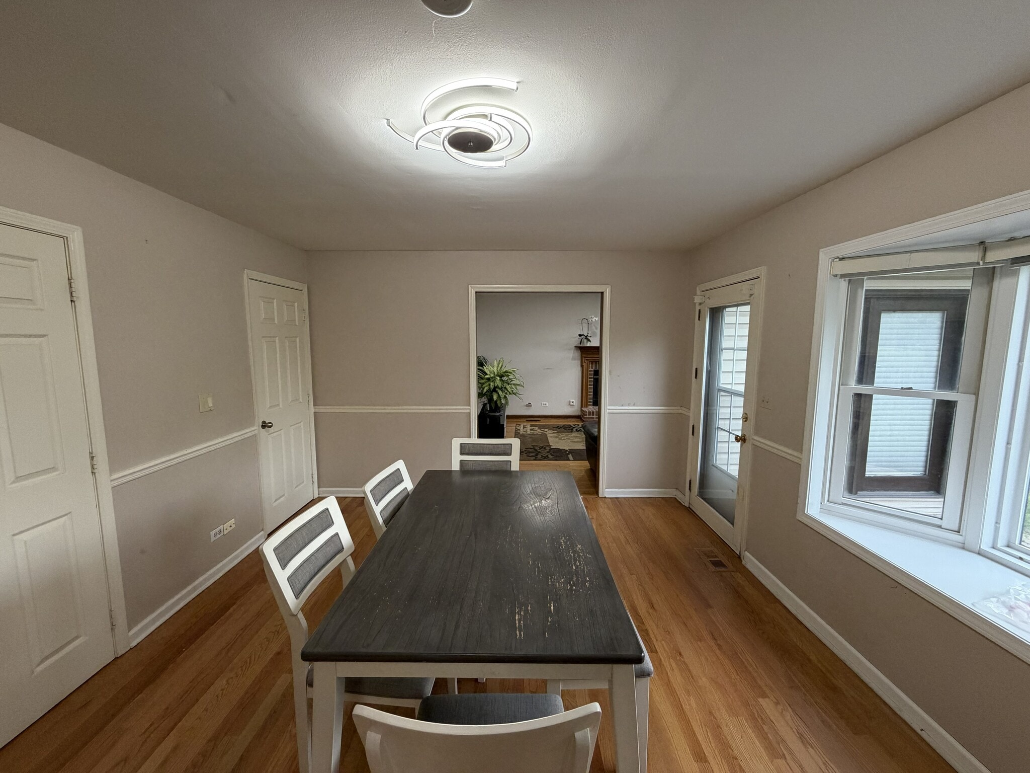 Building Photo - 361 Chicory Ln