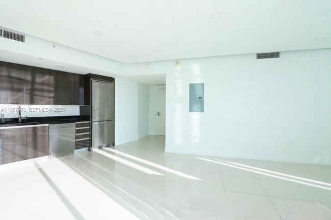 Building Photo - 92 SW 3rd St