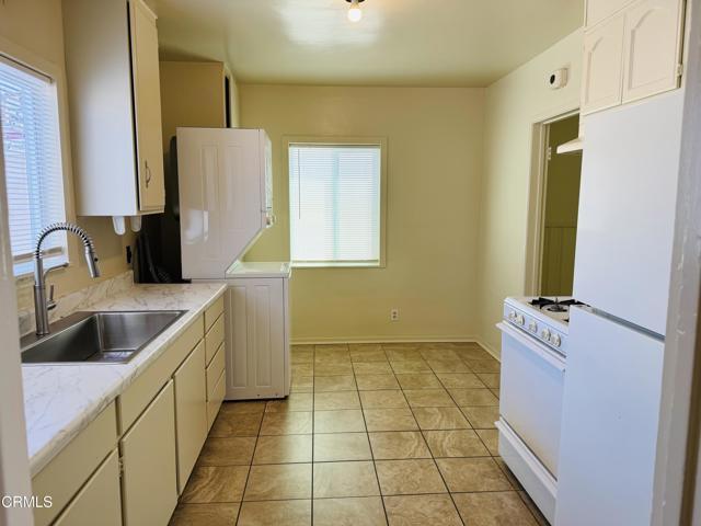 Building Photo - 9175 E Las Tunas Dr