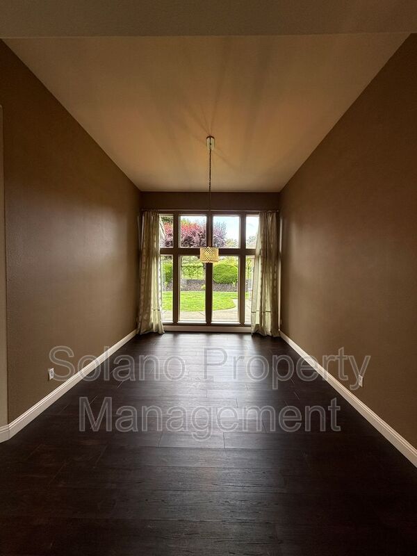 Building Photo - 2833 Prestwick Ct