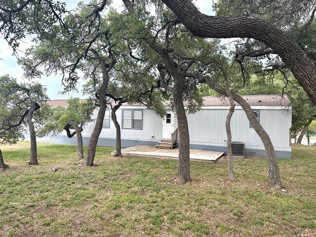 Building Photo - 1780 Farm to Market 1626