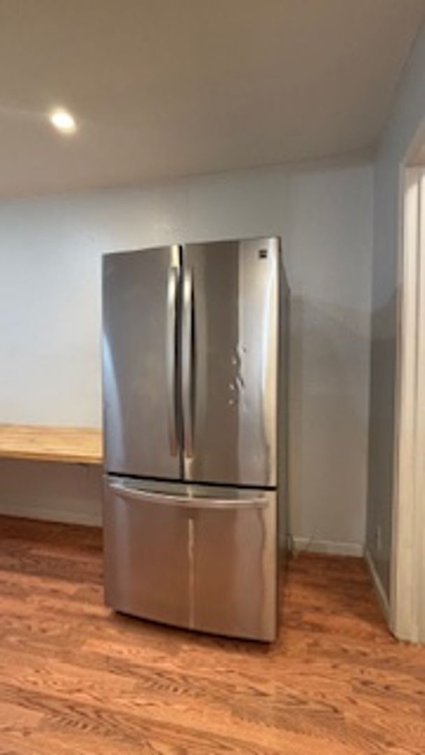 Building Photo - Stunning Tree-House Living with Beach Acce...