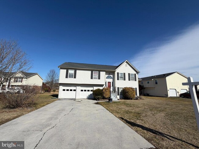 Building Photo - 104 New Kent Ct