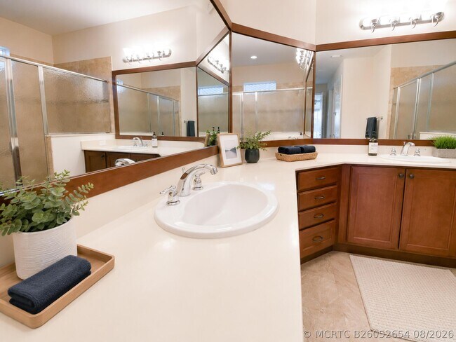 Building Photo - 11126 SW Vitalia Ct
